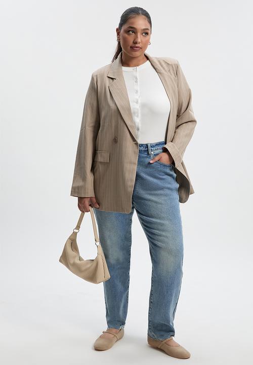 boohoo - The plus mom jean - vintage wash