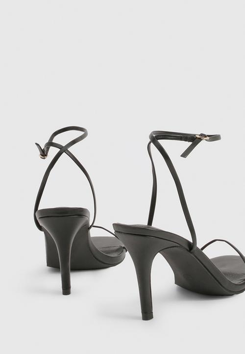 boohoo - Barely there low stiletto heels - black