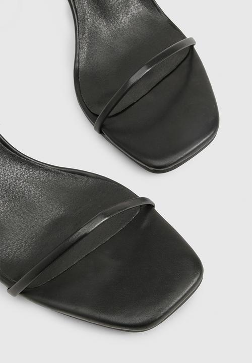 boohoo - Barely there low stiletto heels - black