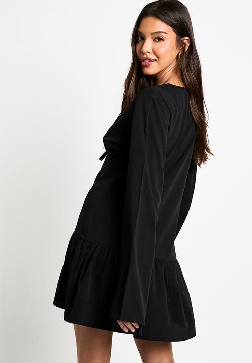 boohoo - Long sleeve tiered smock dress - black