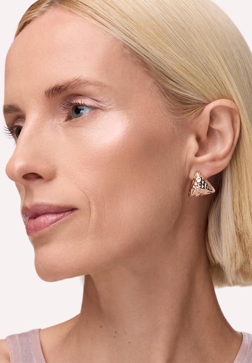 Catrice - More Than Glow Liquid Highlighter - 020 Dewy Rose