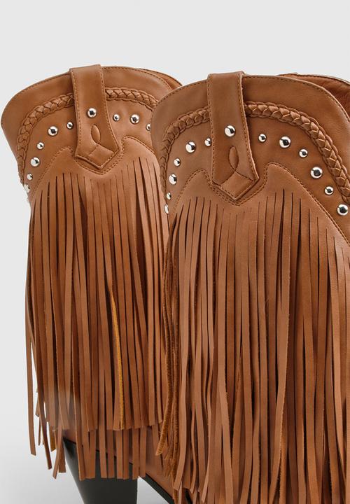 boohoo - Western stud fringe toe cap western boots - tan