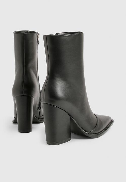 boohoo - Clean western heeled cowboy boots - black