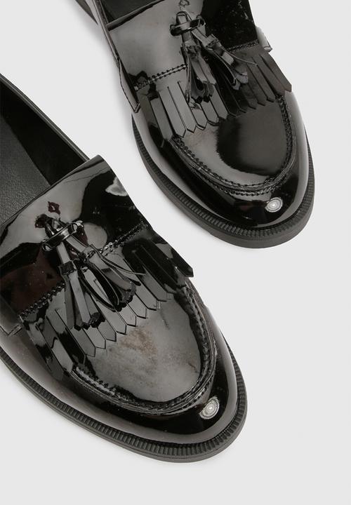 boohoo - Patent tassel loafers - black