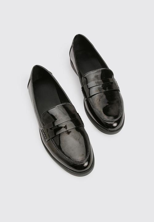 boohoo - Patent loafer flats - black