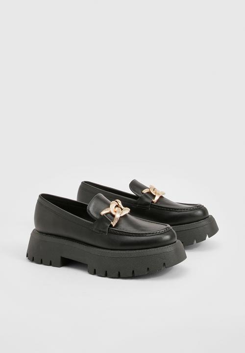 boohoo - Wide fit chunky overlay strap hardware loafers - black