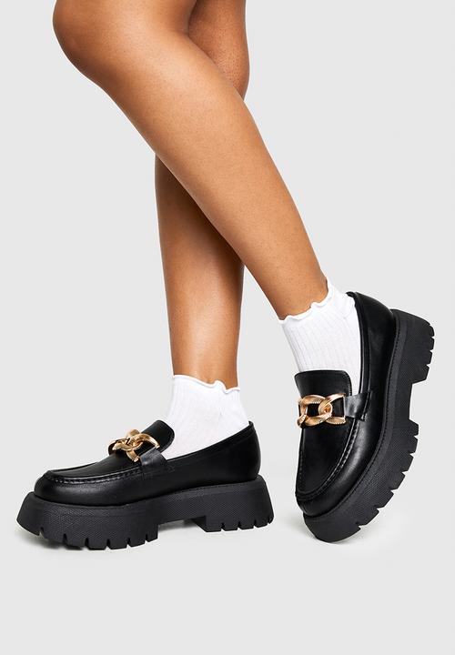 boohoo - Wide fit chunky overlay strap hardware loafers - black