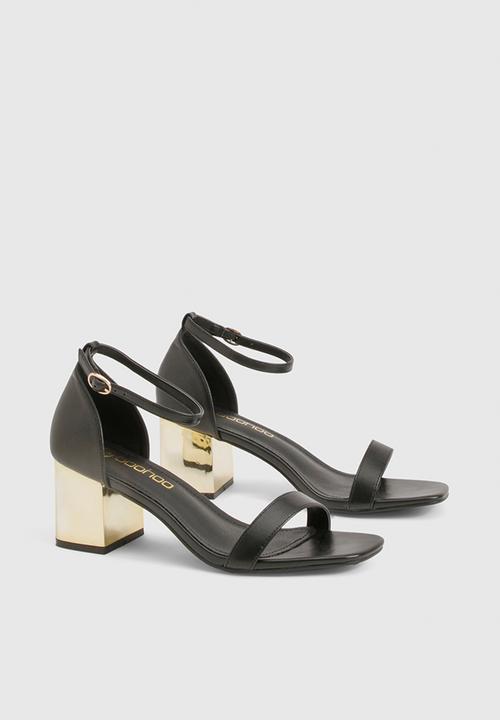 boohoo - 2 part barely there statement heels - black