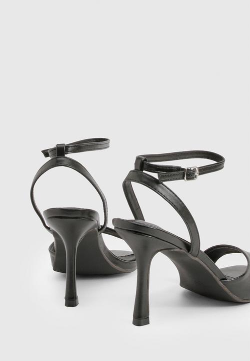 boohoo - Asymmetric 2 Part Heels