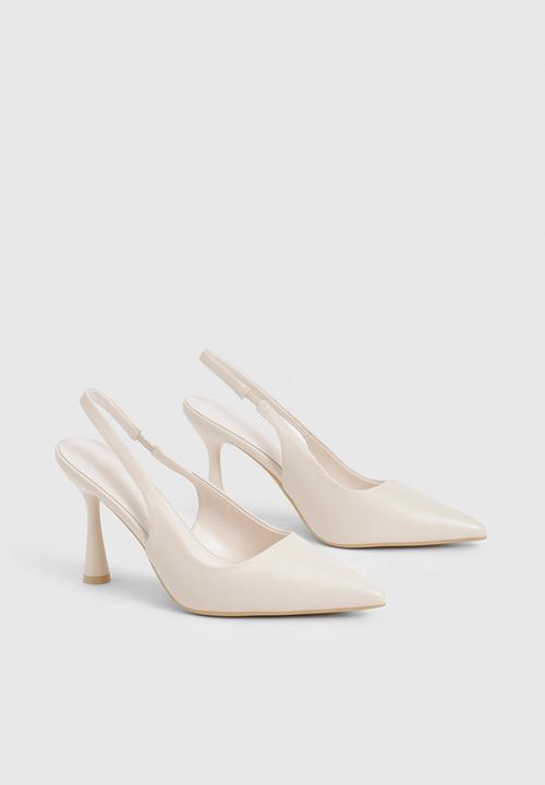 boohoo - Slingback pointed stiletto court heels - ecru