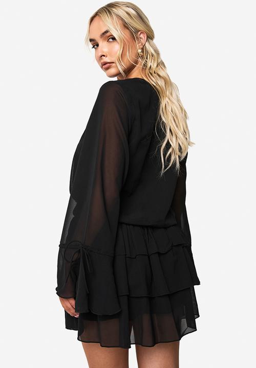 boohoo - Chiffon long sleeve mini dress - black