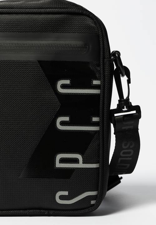 S.P.C.C - Surge Dusk Hip Bag  - Black