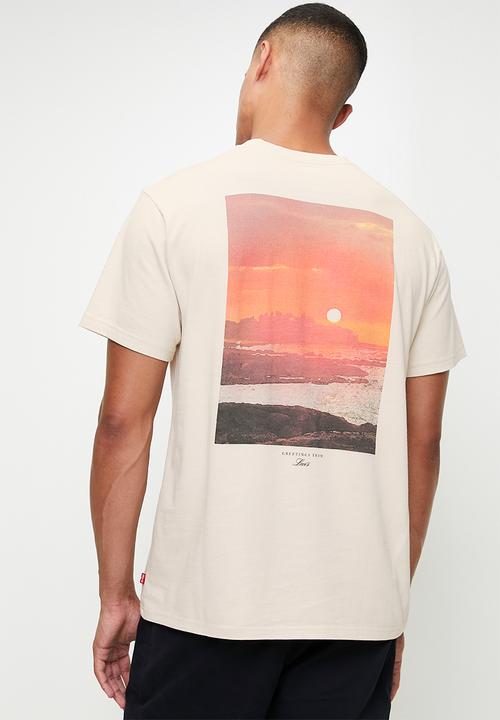 Levi’s® - Ss Relaxed Fit Tee Za Greetings From Lev
