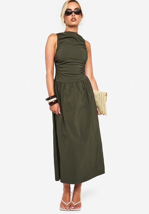 boohoo - Ruched drop waist sleeveless midaxi dress - khaki