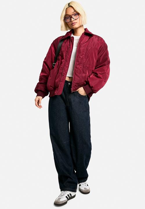boohoo - Oversized bomber jacket - berry