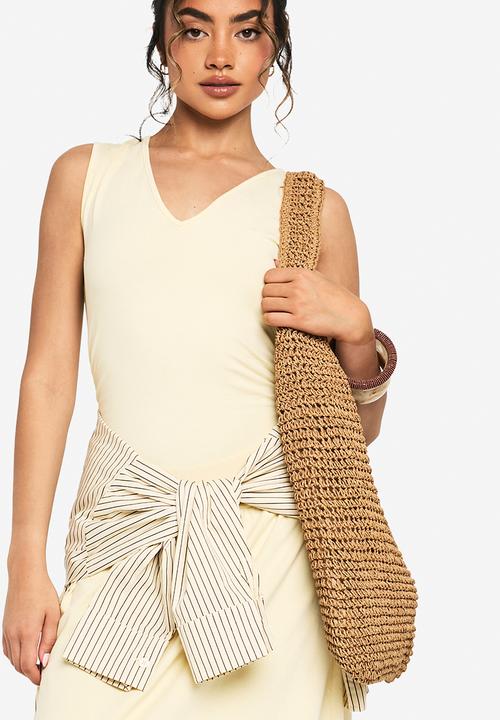 boohoo - V neck ruched detail maxi dress - lemon