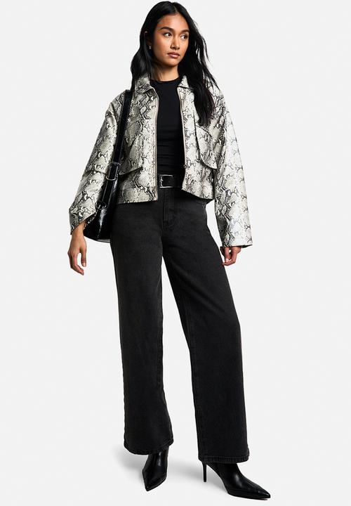 boohoo - Snake print faux leather jacket - grey
