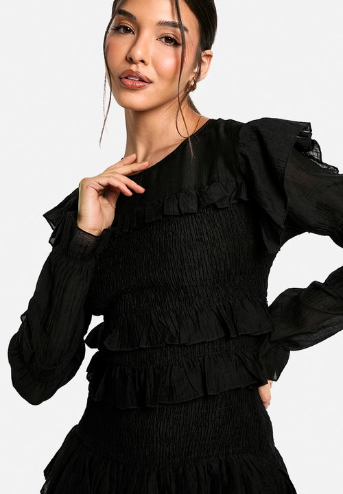 boohoo - Sheered long sleeve ruffle mini dress - black