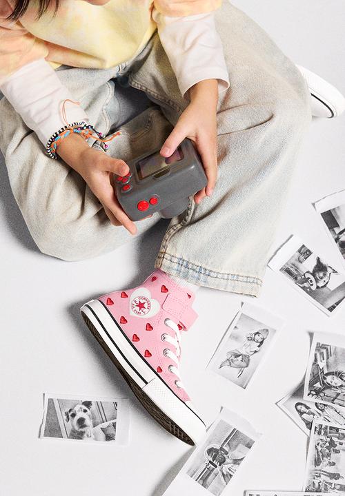 Converse - Chuck Taylor All Star Hearts & Roses Easy-On - New Found Bloom/Vintage White/Black