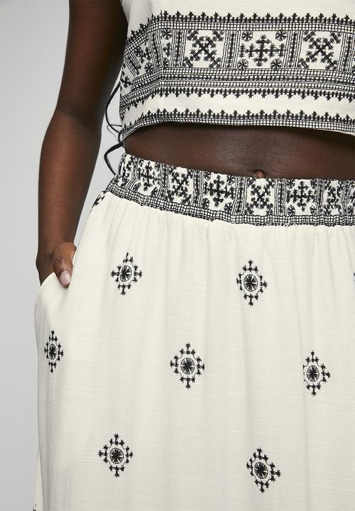 MANDI - Crop Top With Maxi Skirt Set - Cream