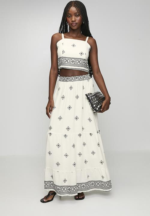 MANDI - Crop Top With Maxi Skirt Set - Cream