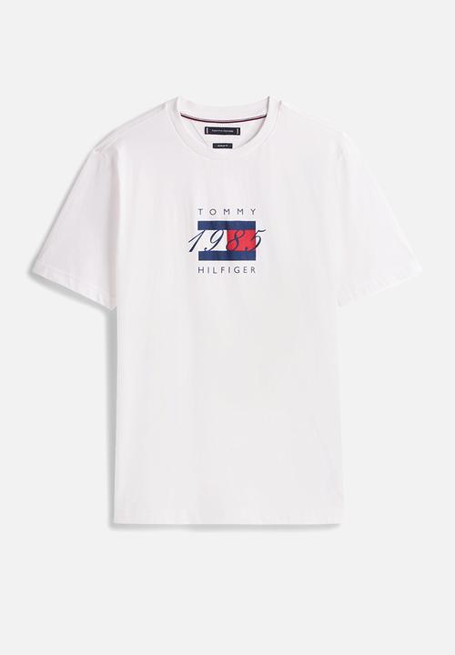 Tommy Hilfiger - Linear Flag Graphic Tee - White