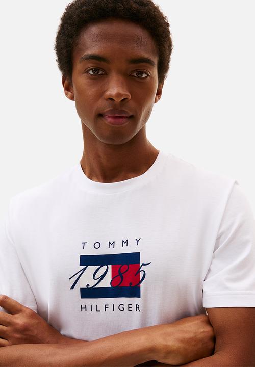Tommy Hilfiger - Linear Flag Graphic Tee - White