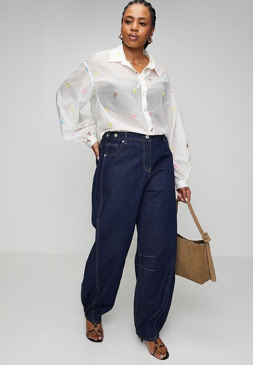 Me&B - Plus Adjustable Waist Barrel Leg Jeans - Dark Wash