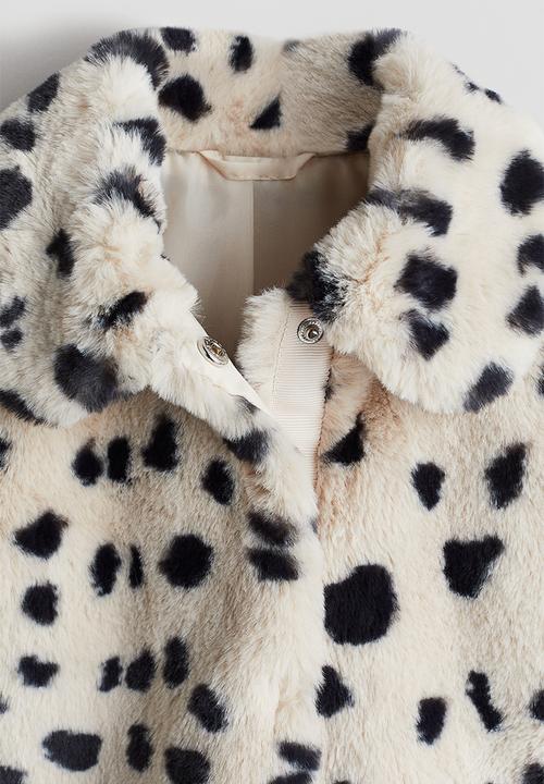 H&M - Fluffy jacket - cream/spotted 