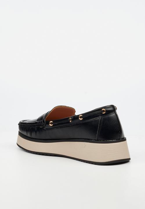 Butterfly Feet - Jaime 3 boat - black