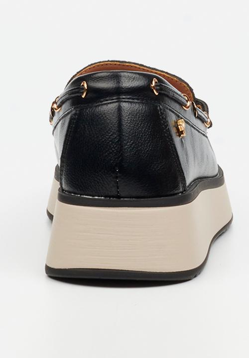 Butterfly Feet - Jaime 3 boat - black