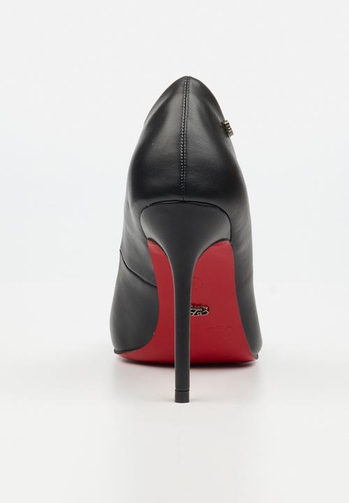 Miss Black - Lola 61 v-cut heel - black