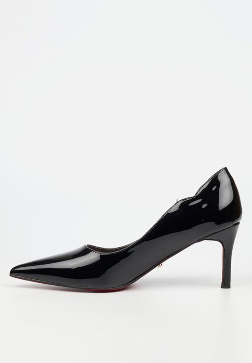 Miss Black - Nola 5 scallow low heel - black