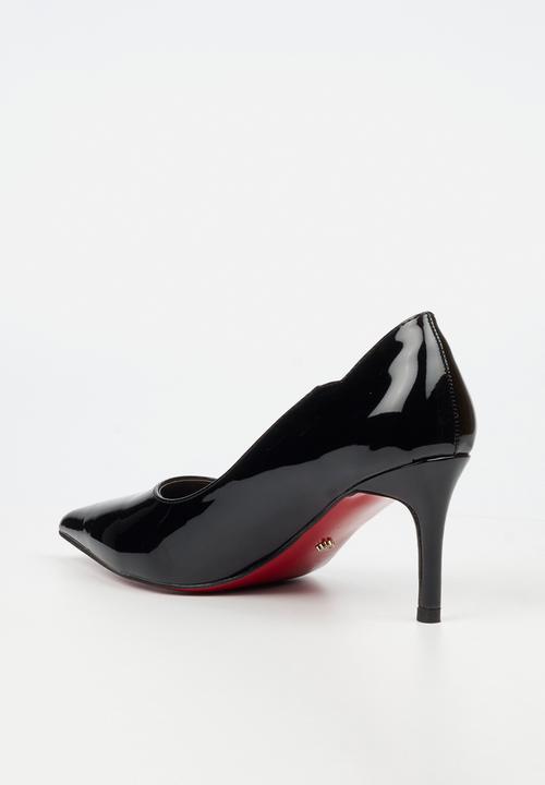 Miss Black - Nola 5 scallow low heel - black