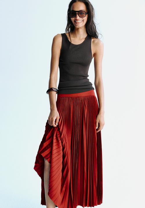H&M - Pleated skirt - rust red