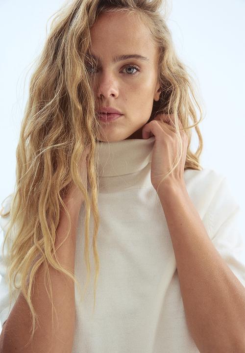 H&M - Fine-knit polo-neck top - cream
