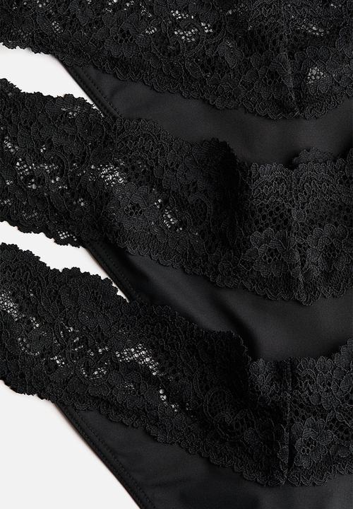 H&M - 3-Pack microfibre and lace thong briefs - black