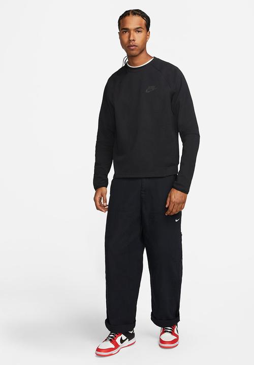 Nike - NSW  Tech-Fleece Crew  Sweatshirt - Black/Black