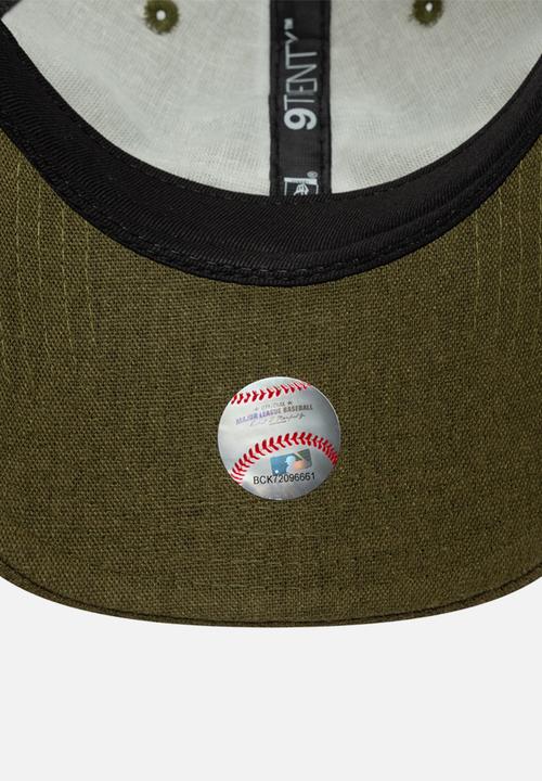 New Era - Linen 9Twenty® - Nov
