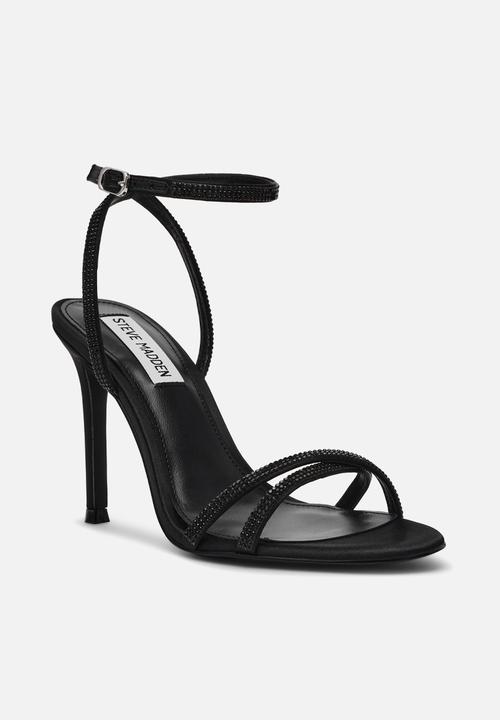 Steve Madden - Jypsey-cnr heel - blk satin