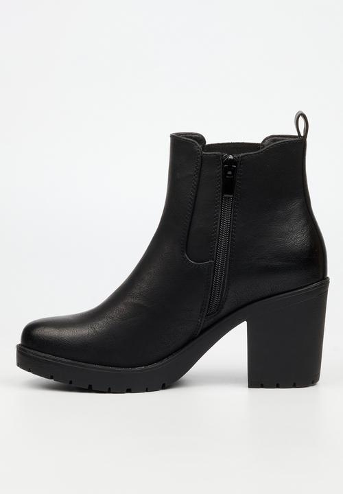 Butterfly Feet - Esther 7 boot - black