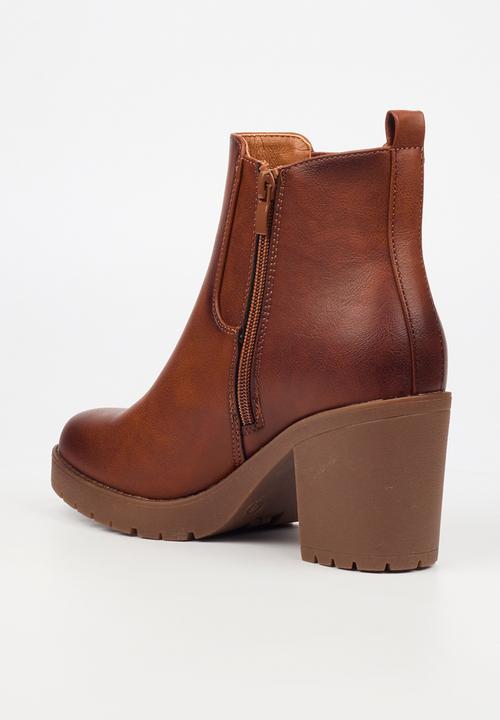 Butterfly Feet - Esther 7 boot - tan