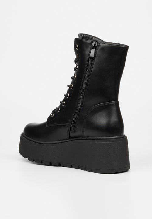 Rock & Co - Stigma 2 wedge lace up ankle boot - black