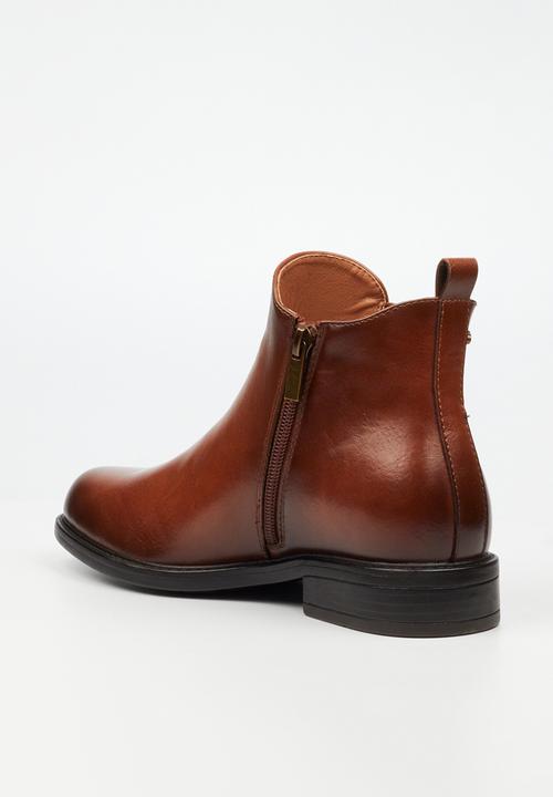 Miss Black - Victoria 5 chelsea ankle boot - tan