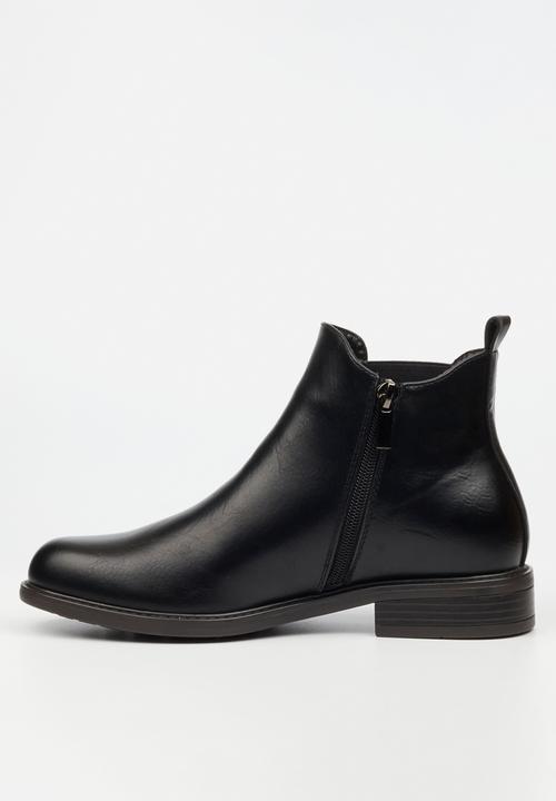 Miss Black - Victoria 5 chelsea ankle boot - black