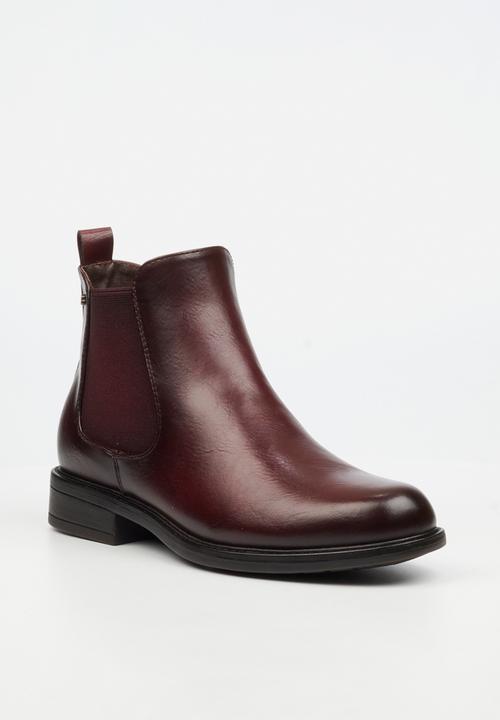 Miss Black - Victoria 5 chelsea ankle boot - burgundy