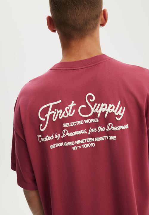 Cotton On - Box Fit Text T-Shirt - Raspberry/First Supply