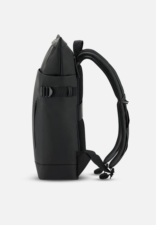 Kapten & Son - Helsinki - All Black