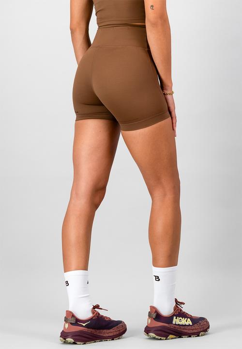Burnt  - Traverse 4-Inch Short - Clay
