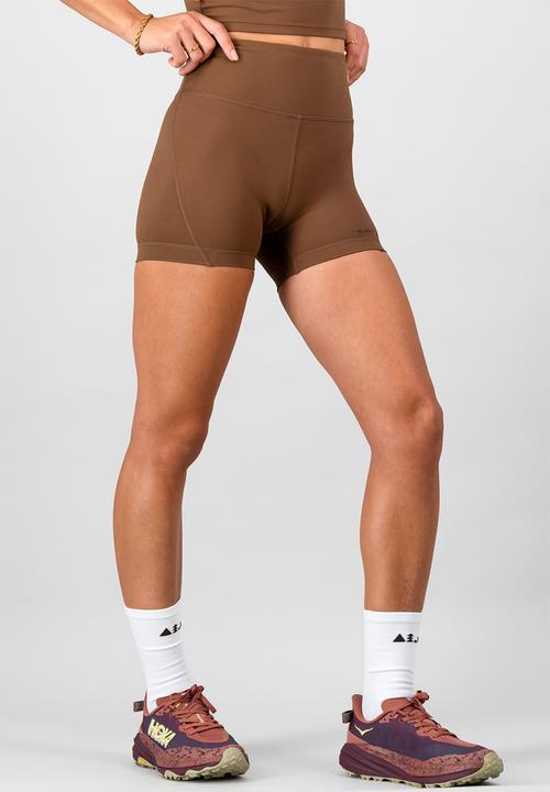 Burnt  - Traverse 4-Inch Short - Clay